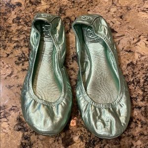 Tory Burch | Eddie Metallic Green Ballet Flats
